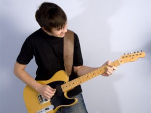 Comment apprendre la guitare en autodidacte ?